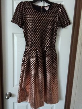 LuLaRoe Amelia Elegant Collection Rose Gold and Black Metallic  Small
